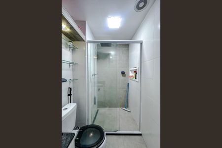 Apartamento à venda com 49m², 2 quartos e 1 vaga Apartamento à venda com 49m², 2 quartos e 1 vagaBanheiro