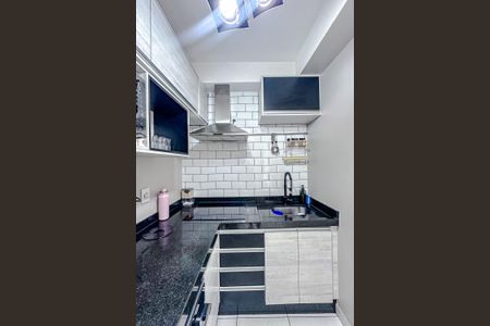 Apartamento à venda com 49m², 2 quartos e 1 vaga Apartamento à venda com 49m², 2 quartos e 1 vagaCozinha