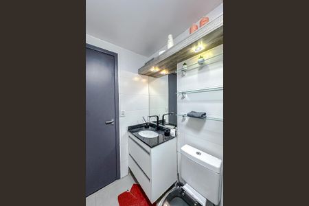 Apartamento à venda com 49m², 2 quartos e 1 vaga Apartamento à venda com 49m², 2 quartos e 1 vagaBanheiro
