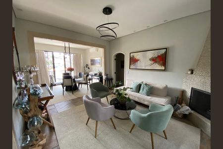 Sala de casa à venda com 2 quartos, 446m² em Pacaembu, São Paulo