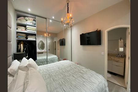 Casa à venda com 446m², 2 quartos e 3 vagas Casa à venda com 446m², 2 quartos e 3 vagasSuíte 1