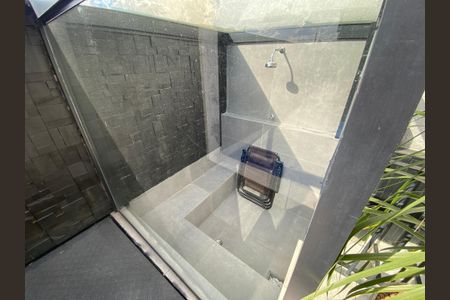 Casa à venda com 446m², 2 quartos e 3 vagas Casa à venda com 446m², 2 quartos e 3 vagasSauna