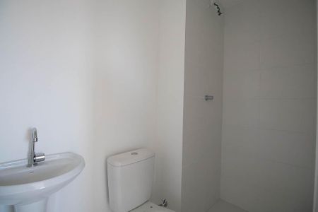 Apartamento para alugar com 35m², 2 quartos e sem vaga Apartamento para alugar com 35m², 2 quartos e sem vagaBanheiro Social