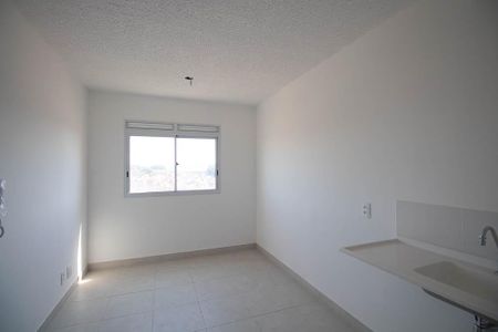 Apartamento para alugar com 35m², 2 quartos e sem vaga Apartamento para alugar com 35m², 2 quartos e sem vagaSala / Cozinha