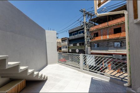 Casa para alugar com 110m², 2 quartos e sem vaga Casa para alugar com 110m², 2 quartos e sem vagaVaranda