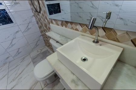 Casa para alugar com 110m², 2 quartos e sem vaga Casa para alugar com 110m², 2 quartos e sem vagaBanheiro da Suíte