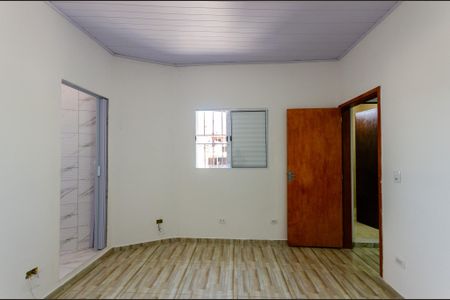 Casa para alugar com 110m², 2 quartos e sem vaga Casa para alugar com 110m², 2 quartos e sem vagaSuíte