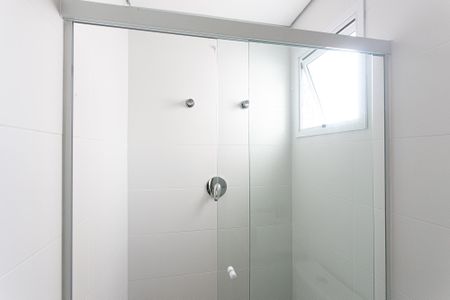 Apartamento à venda com 81m², 2 quartos e 2 vagasBanheiro da Suíte 1