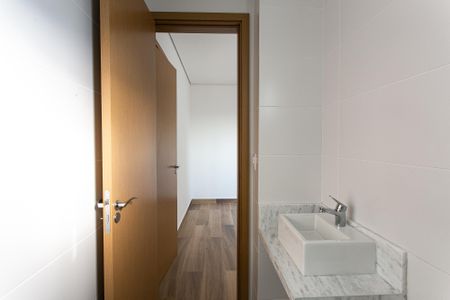 Apartamento à venda com 81m², 3 quartos e 2 vagasBanheiro da Suíte 2