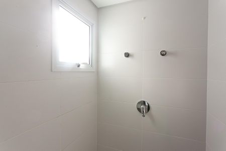 Apartamento à venda com 81m², 3 quartos e 2 vagasBanheiro da Suíte 2