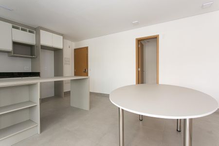 Sala de apartamento para alugar com 2 quartos, 103m² em Cidade Mãe do Céu, São Paulo