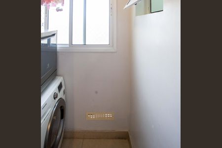 Apartamento à venda com 63m², 3 quartos e 1 vagaÁrea de Serviço