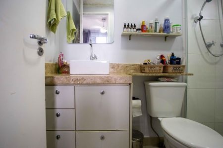 Apartamento à venda com 63m², 3 quartos e 1 vagaBanheiro da Suíte