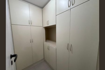Apartamento à venda com 120m², 3 quartos e 3 vagasQuarto de Serviço