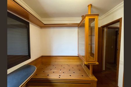 Apartamento à venda com 120m², 3 quartos e 3 vagasSuíte 2