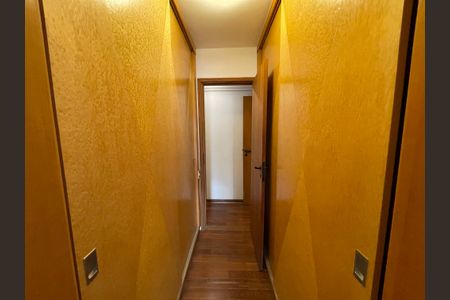 Apartamento à venda com 120m², 3 quartos e 3 vagasSuíte 1