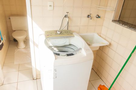 Apartamento à venda com 82m², 3 quartos e 1 vagaÁrea de Serviço