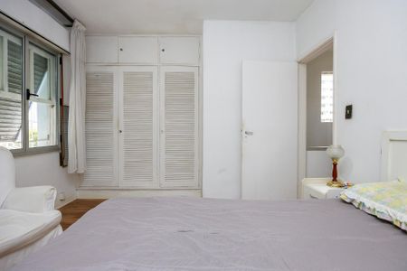 Casa à venda com 135m², 2 quartos e 2 vagas Casa à venda com 135m², 2 quartos e 2 vagasQuarto 1