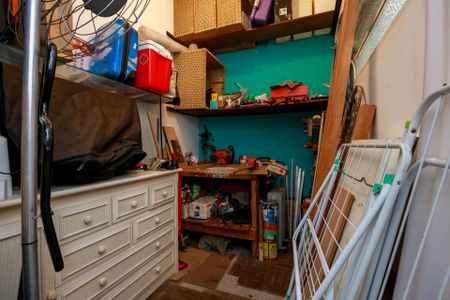 Casa à venda com 135m², 2 quartos e 2 vagas Casa à venda com 135m², 2 quartos e 2 vagasEdícula