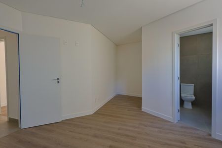 Apartamento à venda com 199m², 4 quartos e 3 vagasSuíte