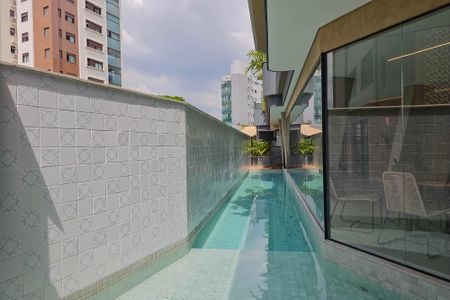 Apartamento à venda com 199m², 4 quartos e 3 vagasÁrea comum - Piscina