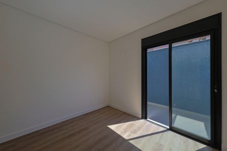 Apartamento à venda com 199m², 4 quartos e 3 vagasQuarto 2
