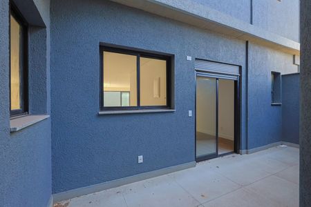 Apartamento à venda com 199m², 4 quartos e 3 vagasVaranda 2