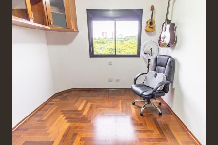 Apartamento à venda com 145m², 3 quartos e 3 vagasSuíte 2
