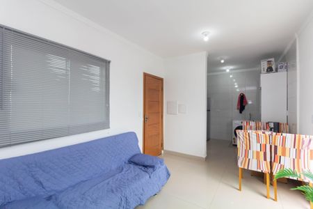 Sala de casa de condomínio para alugar com 1 quarto, 38m² em Guaianases, São Paulo