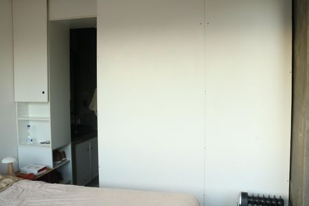 Apartamento à venda com 70m², 1 quarto e sem vagaQuarto