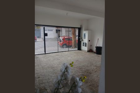 Casa à venda com 200m², 2 quartos e 2 vagas