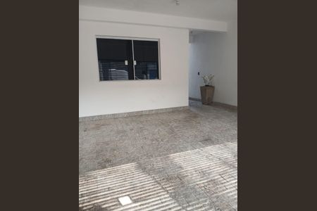 Casa à venda com 200m², 2 quartos e 2 vagas