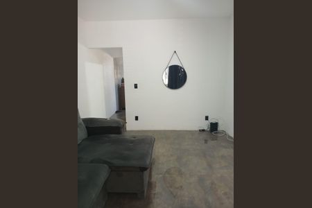 Casa à venda com 200m², 2 quartos e 2 vagas