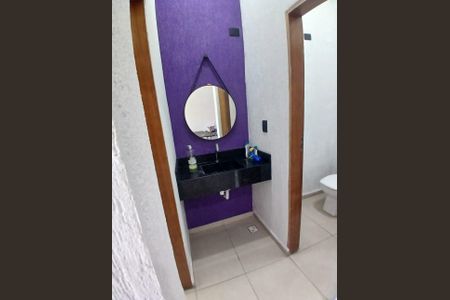 Casa à venda com 200m², 2 quartos e 2 vagas