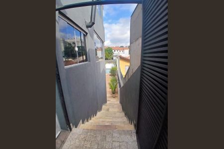 Casa à venda com 200m², 2 quartos e 2 vagas