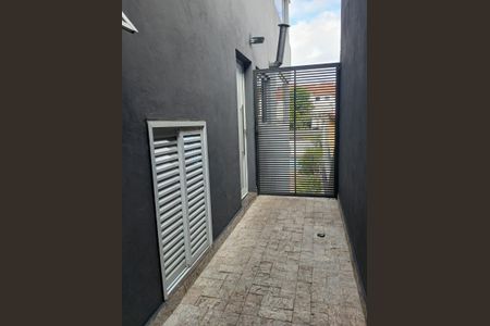 Casa à venda com 200m², 2 quartos e 2 vagas