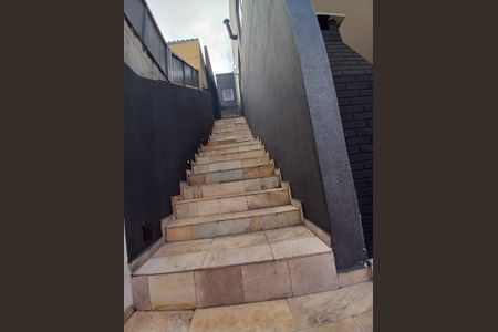 Casa à venda com 200m², 2 quartos e 2 vagas