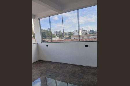 Casa à venda com 200m², 2 quartos e 2 vagas