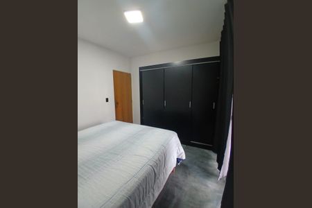 Casa à venda com 200m², 2 quartos e 2 vagas