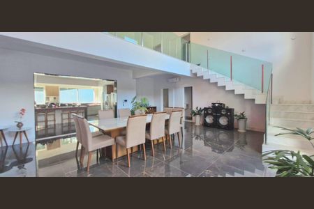 Casa de condomínio à venda com 800m², 5 quartos e 2 vagas Casa de condomínio à venda com 800m², 5 quartos e 2 vagasCozinha