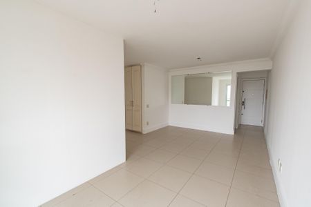 Apartamento à venda com 80m², 3 quartos e 2 vagasSala