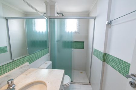 Apartamento à venda com 80m², 3 quartos e 2 vagasBanheiro da suíte