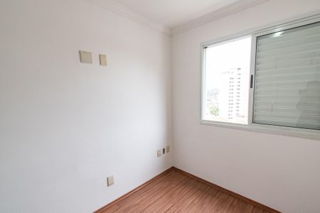 Apartamento à venda com 80m², 3 quartos e 2 vagasQuarto 2