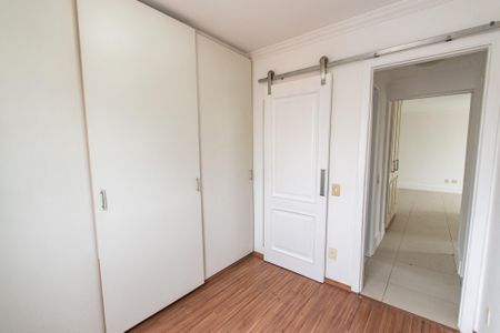 Apartamento à venda com 80m², 3 quartos e 2 vagasQuarto 2