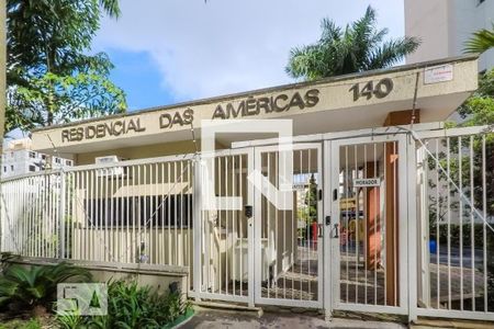 Apartamento à venda com 49m², 2 quartos e 1 vaga Apartamento à venda com 49m², 2 quartos e 1 vagaFachada