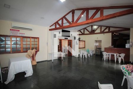 Apartamento à venda com 49m², 2 quartos e 1 vaga Apartamento à venda com 49m², 2 quartos e 1 vagaÁrea comum - Salão de festas