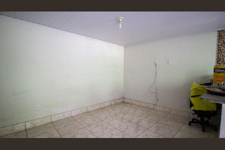 Sala de casa para alugar com 1 quarto, 54m² em Vargem Pequena, Rio de Janeiro