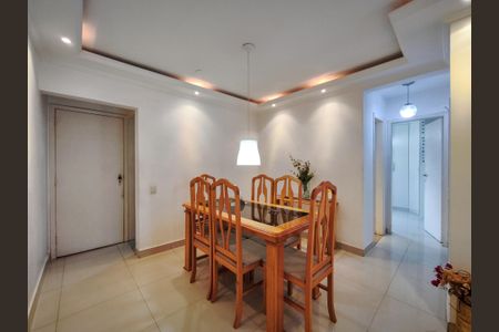 Apartamento à venda com 68m², 2 quartos e 1 vagaSala