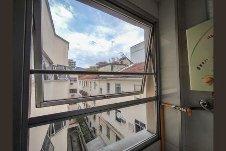 Apartamento à venda com 68m², 2 quartos e 1 vagaÁrea de Serviço