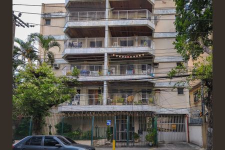 Apartamento à venda com 68m², 2 quartos e 1 vagaFachada e portaria